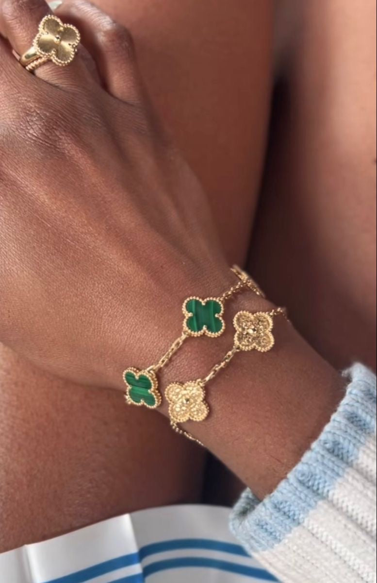 ELEGANT CLOVER BRACELET | PICK YOUR SHADE