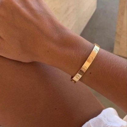 ETERNITY BRACELET IN 18K GOLD